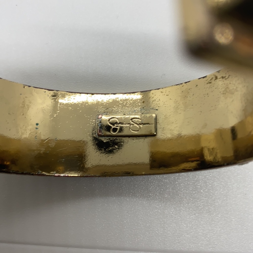 Fashion bangle by Jessica Simpson - Picture 3 of 4